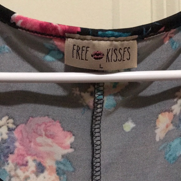 Top - Picture 2 of 4